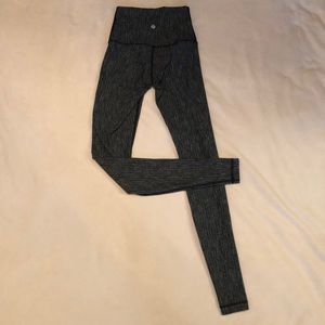 Cute, like-new Lulu Lemon full length yoga pants